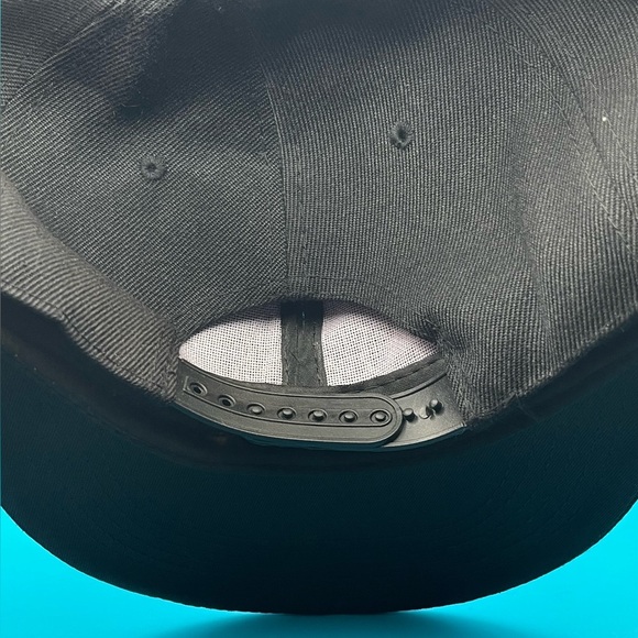 Skeleton Middle Finger | Funny Gesture | Flat Brim Snapback | OS - Picture 2 of 3